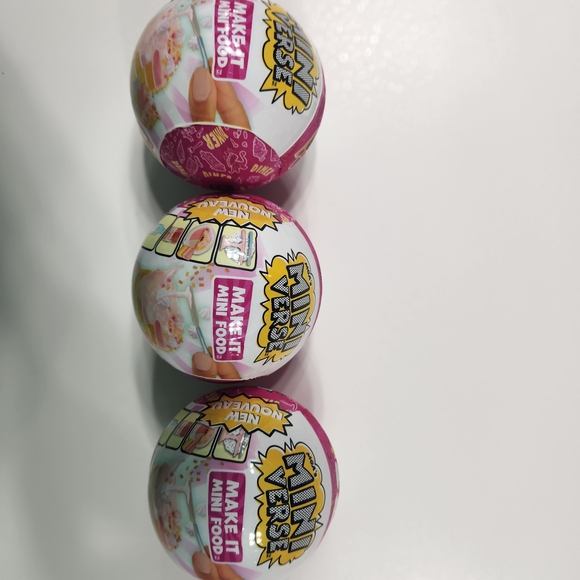 Mini Food Surprise Balls - Picture 3 of 3